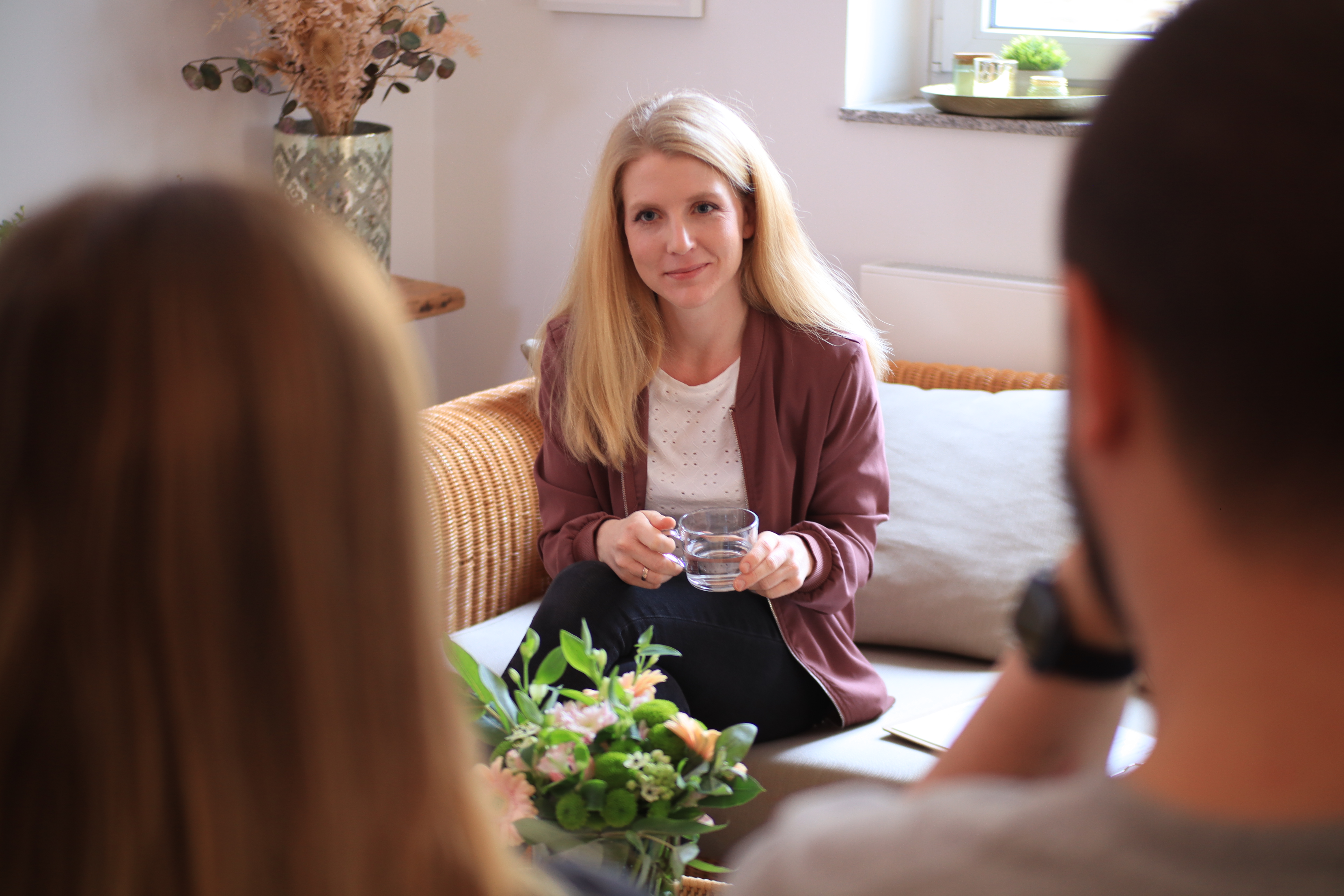 Sandra Hillmann in der Therapiesitzung